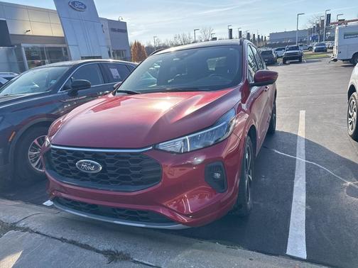 2023 Ford Escape ST-Line Select