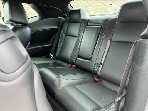 2015 Dodge Challenger R/T