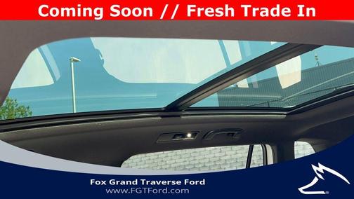 Oryx White Pearl Effect 2022 Volkswagen Tiguan 2.0T SEL R-Line