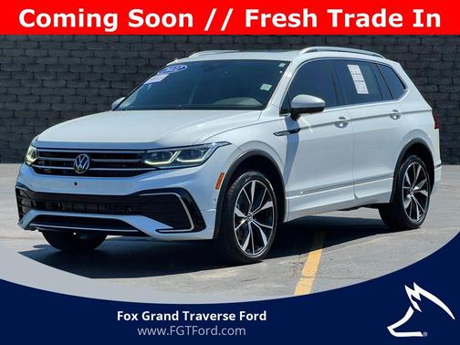 Oryx White Pearl Effect 2022 Volkswagen Tiguan 2.0T SEL R-Line