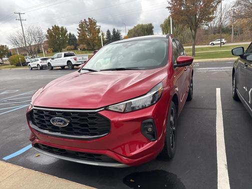2023 Ford Escape ST-Line Select