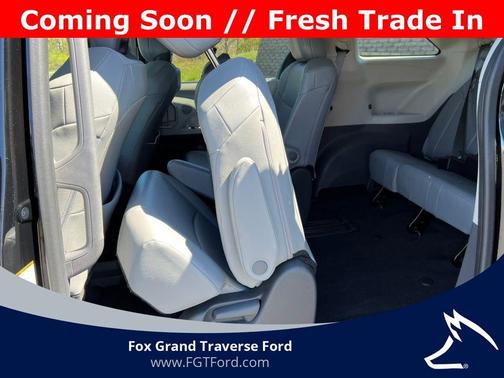 Midnight Black Metallic 2023 Toyota Sienna XLE