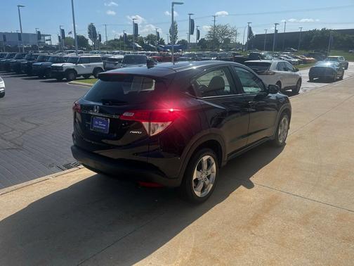 2022 Honda HR-V LX