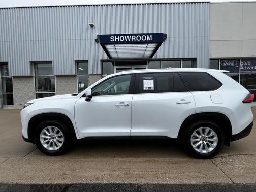 2024 Toyota Grand Highlander XLE