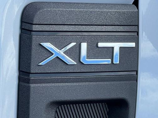 Space White Metallic 2026 Ford Maverick XLT