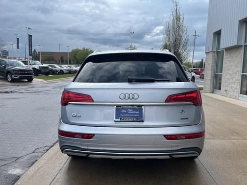 2021 Audi Q5 40 Premium Plus