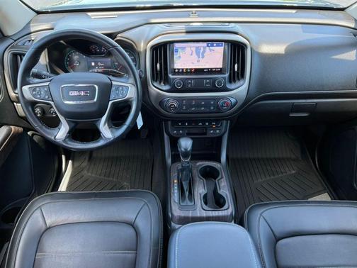 Onyx Black 2022 GMC Canyon Denali