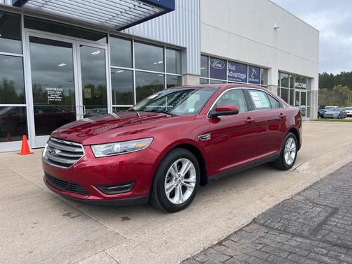 2016 Ford Taurus SEL