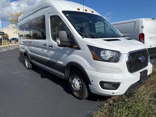 2024 Ford Transit-350 XLT