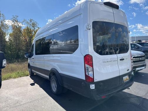 2024 Ford Transit-350 XLT