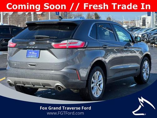 2022 Ford Edge Titanium