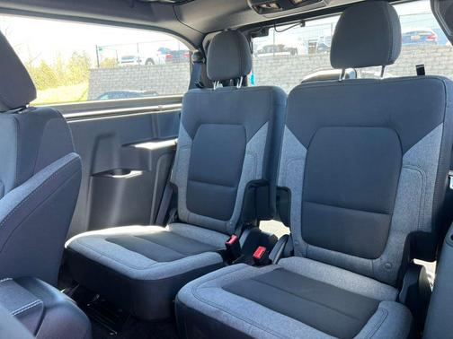 Carbonized Gray Metallic 2026 Ford Bronco Base