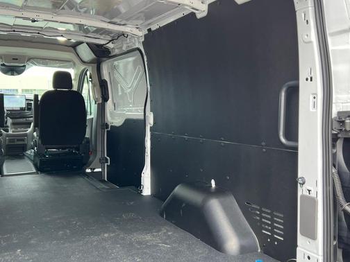 Oxford White 2026 Ford Transit-350 Base