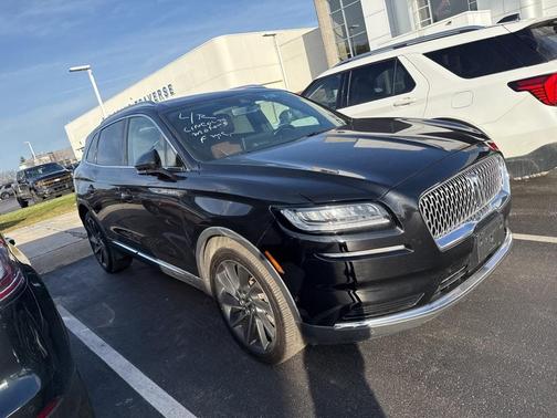 2022 Lincoln Nautilus Reserve