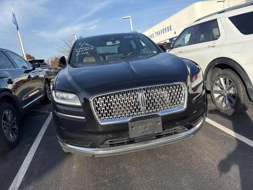 2022 Lincoln Nautilus Reserve