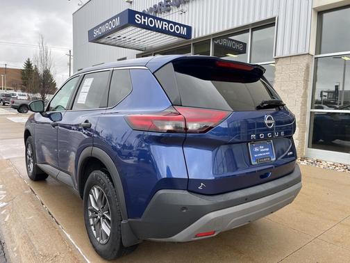 2022 Nissan Rogue S