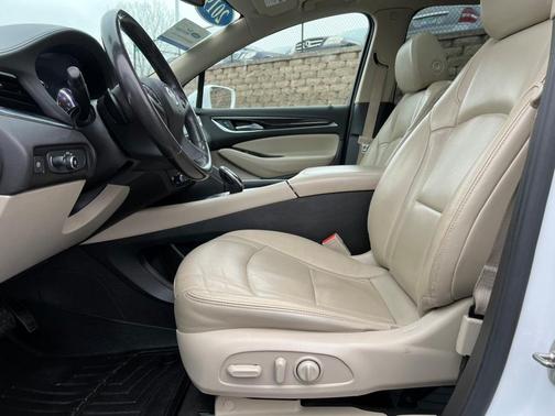 2019 Buick Enclave Essence