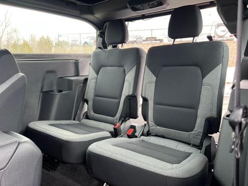 Avalanche Gray 2026 Ford Bronco Base