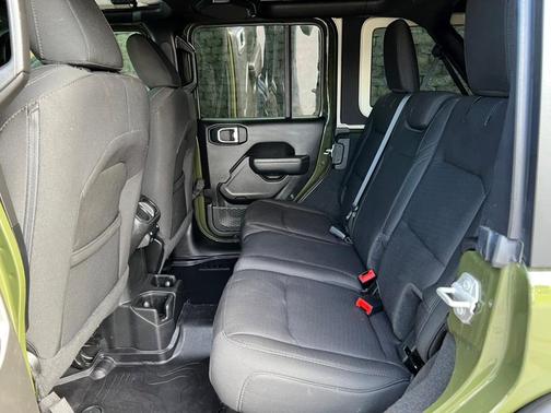 2022 Jeep Wrangler Unlimited Sport Altitude