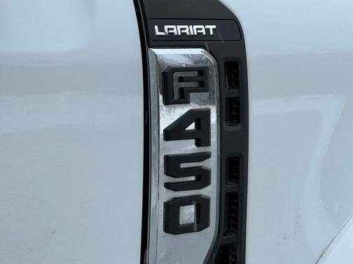 2024 Ford F-450 Lariat