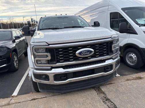 2024 Ford F-450 Lariat