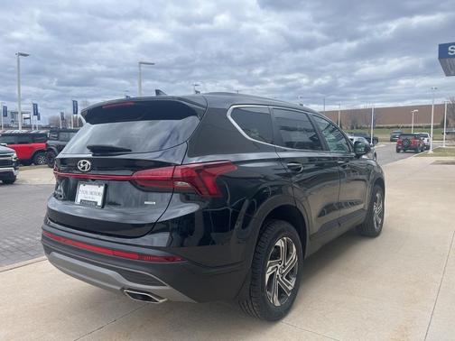 2022 Hyundai SANTA FE SE