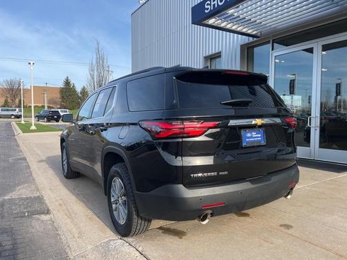 2022 Chevrolet Traverse LT Cloth