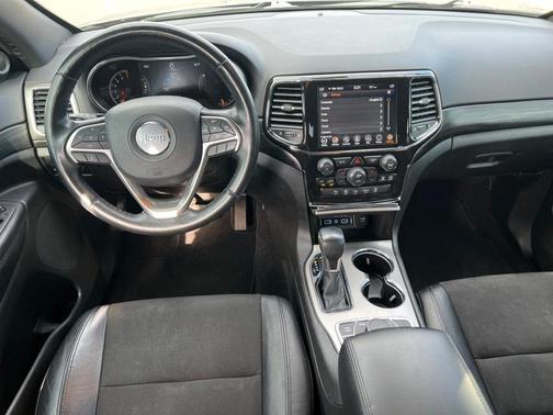 2022 Jeep Grand Cherokee WK Laredo