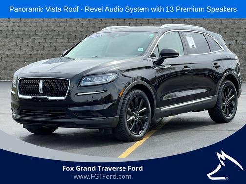 Infinite Black Metallic 2023 Lincoln Nautilus Reserve