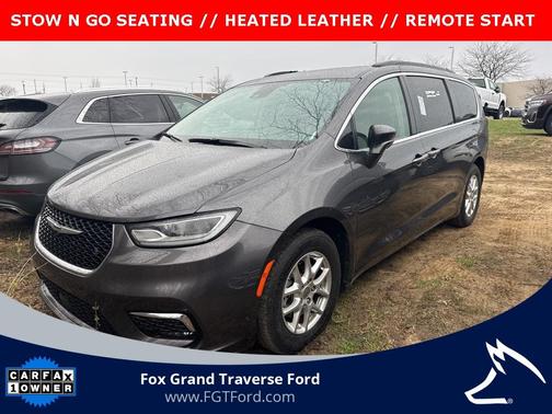 2022 Chrysler Pacifica Touring-L