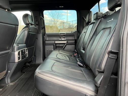 2022 Ford F-350 Platinum