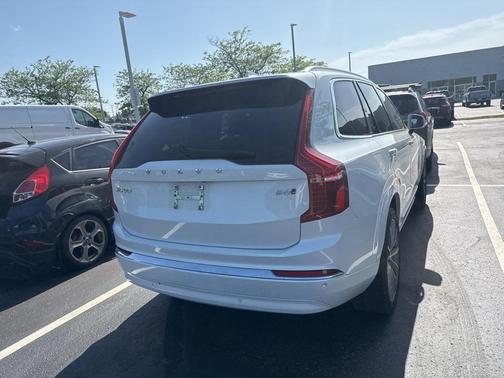 2023 Volvo XC90 B6 Ultimate 6-Seater