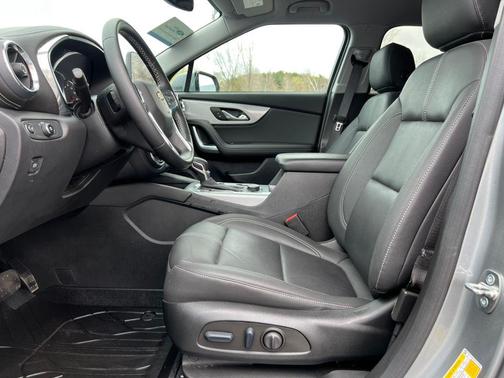 Sterling Gray Metallic 2023 Chevrolet Blazer 3LT