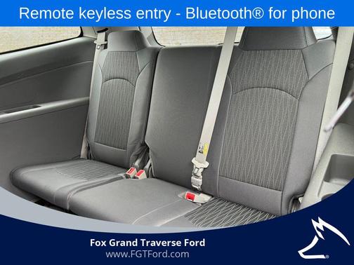 Silver Ice Metallic 2017 Chevrolet Traverse LS