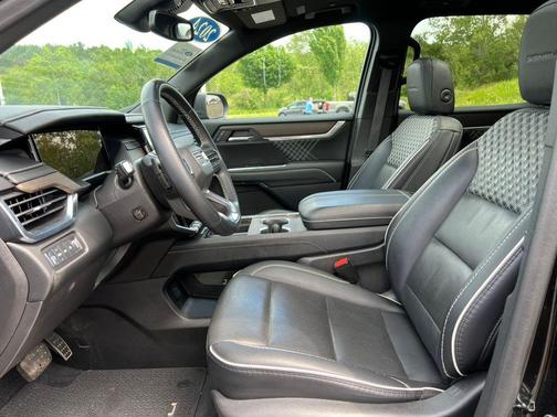 Ebony Twilight Metallic 2024 GMC Acadia Denali