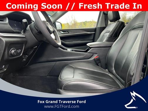 Diamond Black 2023 Jeep Grand Cherokee Limited