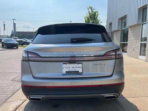 2020 Lincoln Nautilus Reserve