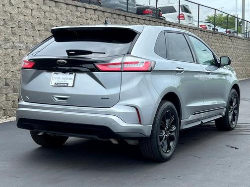 2024 Ford Edge SE