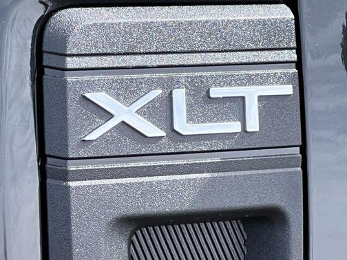 Shadow Black 2026 Ford Maverick XLT