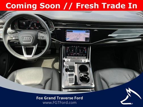 Mythos Black Metallic 2025 Audi Q7 55 Premium Plus