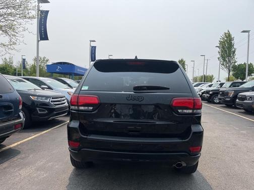 2022 Jeep Grand Cherokee WK Laredo