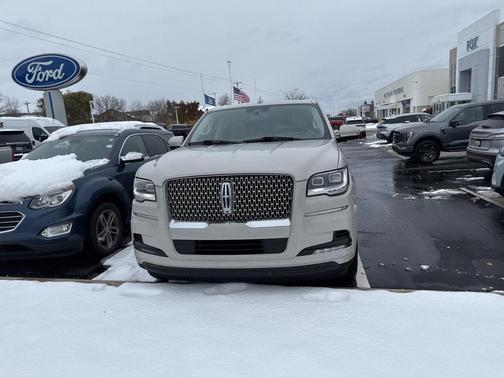 2024 Lincoln Navigator L Reserve
