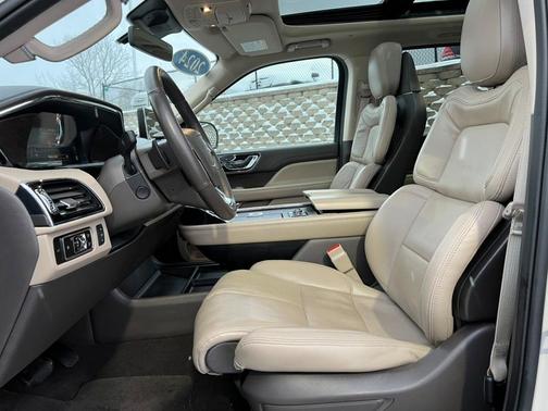 2024 Lincoln Navigator L Reserve