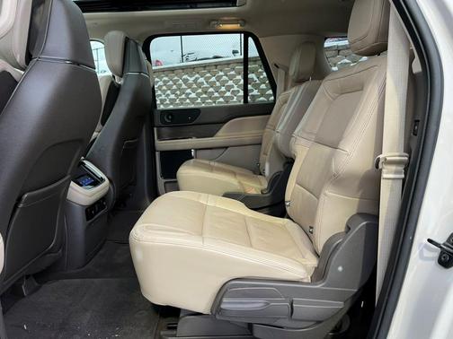 2024 Lincoln Navigator L Reserve