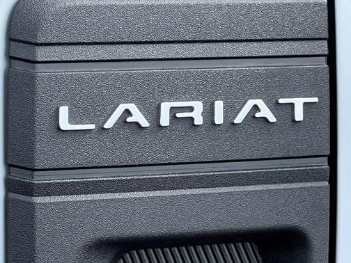 Space White Metallic 2026 Ford Maverick Lariat