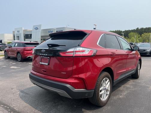 2022 Ford Edge SEL