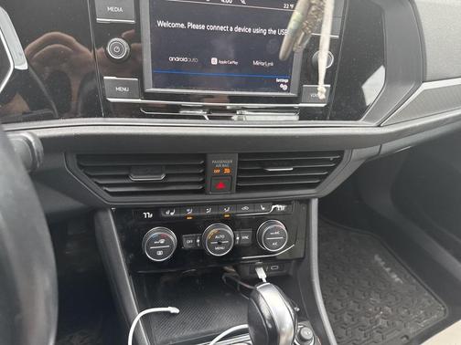 2021 Volkswagen Jetta 1.4T R-Line