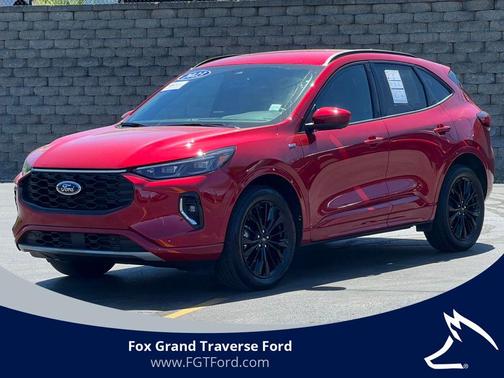 Rapid Red Metallic Tinted Clearcoat 2023 Ford Escape ST-Line Elite