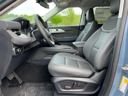 Vapor Blue Metallic 2026 Ford Explorer Active
