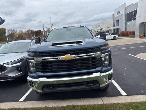 2024 Chevrolet Silverado 2500 LT